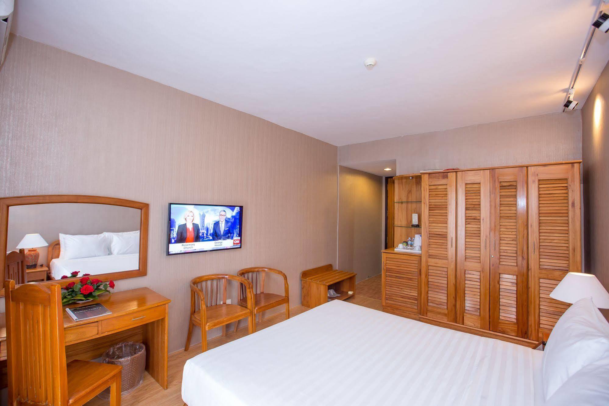 Vien Dong Hotel Nha Trang Exterior foto